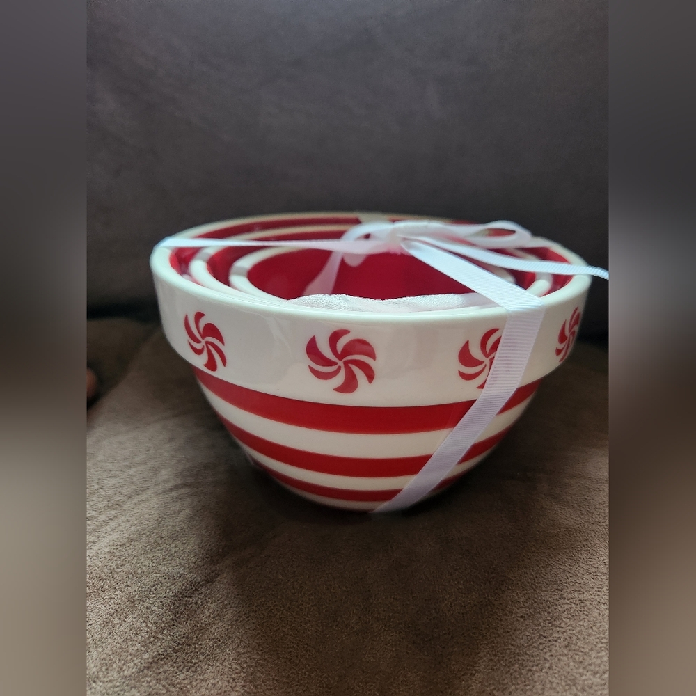 Christmas Bowl Set Of 3 Peppermints And Stripes NWT Red White